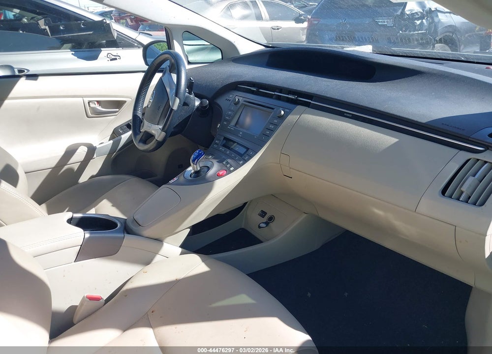 2015 TOYOTA PRIUS FOUR VIN: JTDKN3DUXF0444374