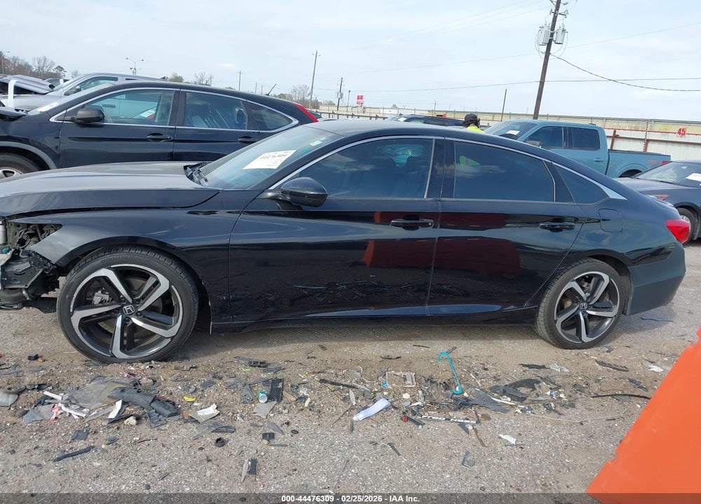 2018 HONDA ACCORD SPORT VIN: 1HGCV1F3XJA126188
