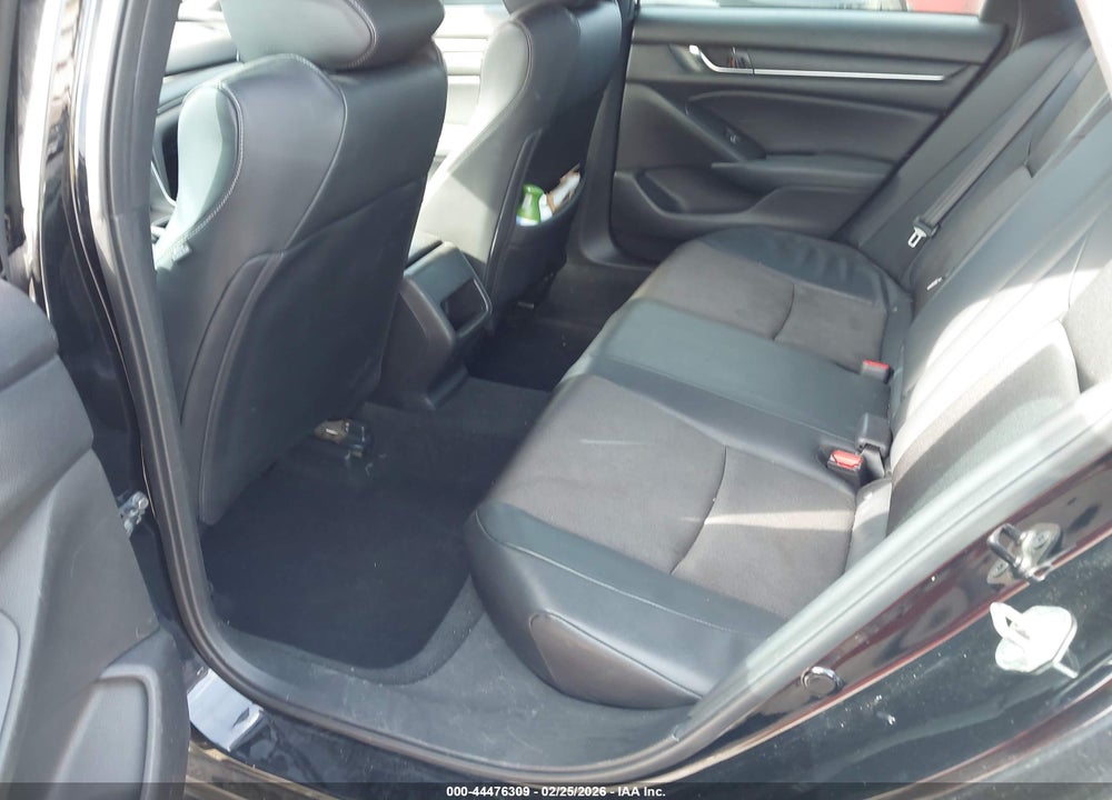 2018 HONDA ACCORD SPORT VIN: 1HGCV1F3XJA126188