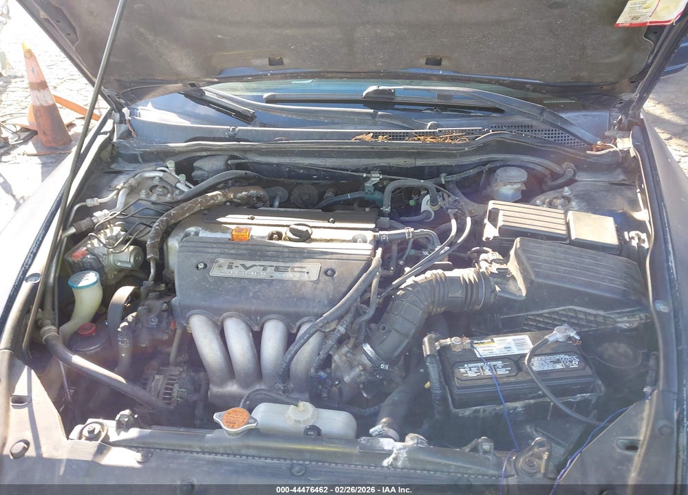 2004 HONDA ACCORD 2.4 LX VIN: JHMCM56324C024688