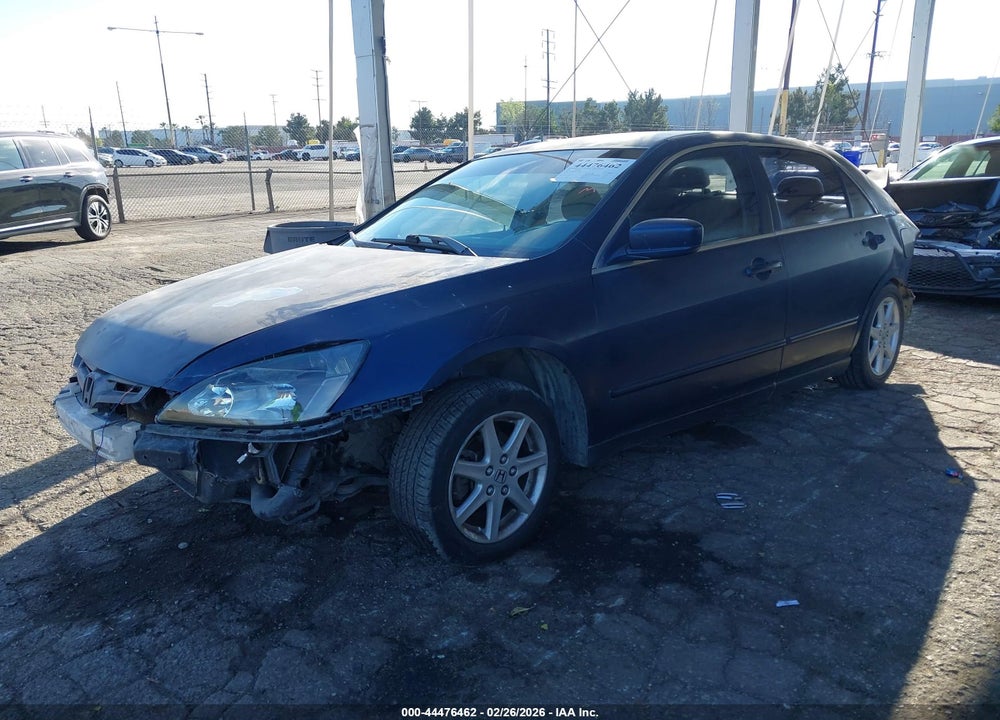 2004 HONDA ACCORD 2.4 LX VIN: JHMCM56324C024688