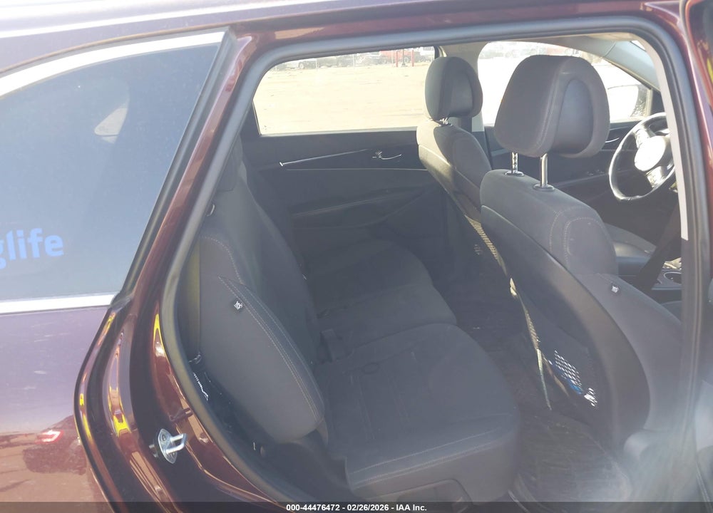 2016 KIA SORENTO 2.4L LX VIN: 5XYPGDA3XGG128082