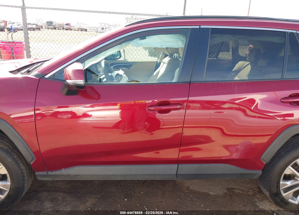 2021 TOYOTA RAV4 XLE PREMIUM VIN: 2T3A1RFVXMW198662