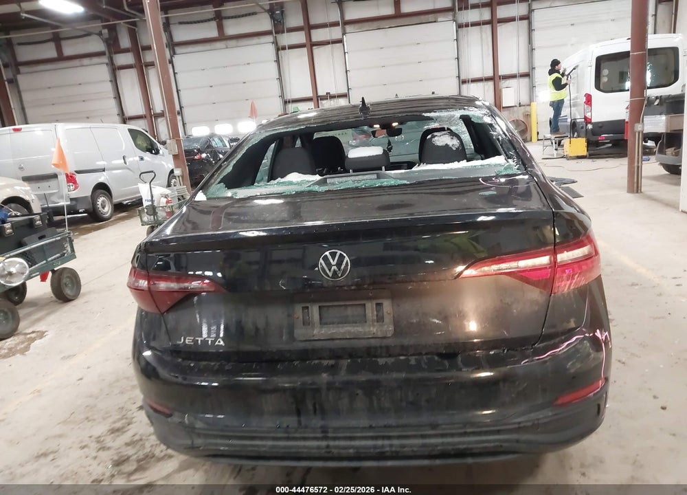 2022 VOLKSWAGEN JETTA 1.5T SPORT VIN: 3VWBM7BU2NM033637