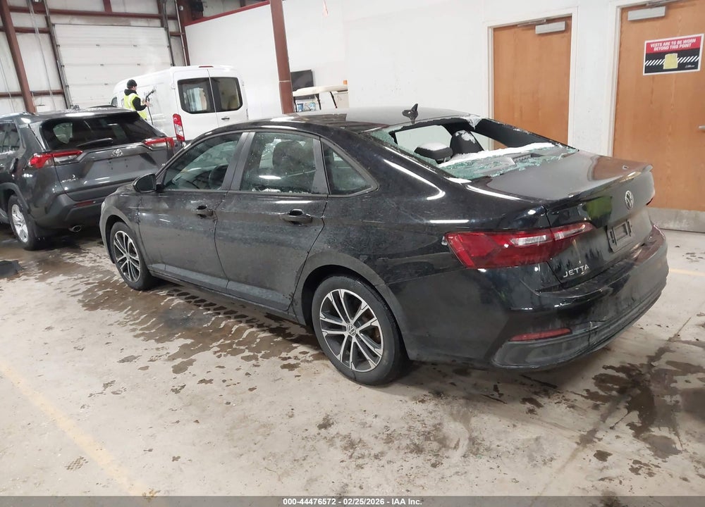 2022 VOLKSWAGEN JETTA 1.5T SPORT VIN: 3VWBM7BU2NM033637