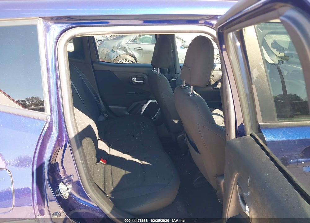 2019 JEEP RENEGADE LATITUDE 4X4 VIN: ZACNJBBB7KPJ78477