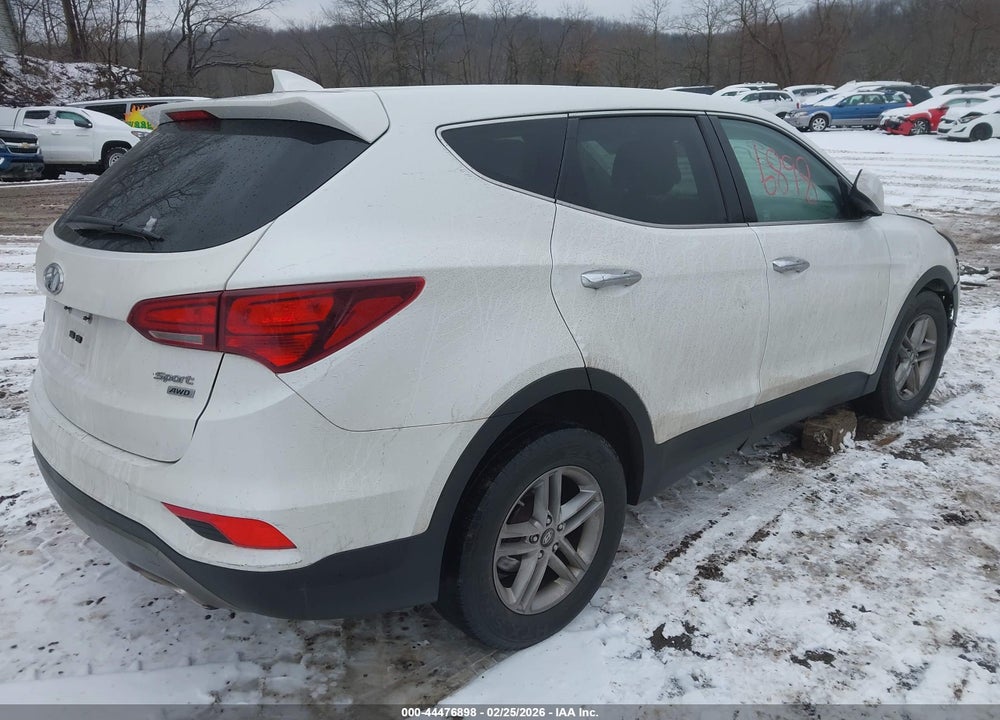 2017 HYUNDAI SANTA FE SPORT 2.4L VIN: 5XYZTDLB2HG437748