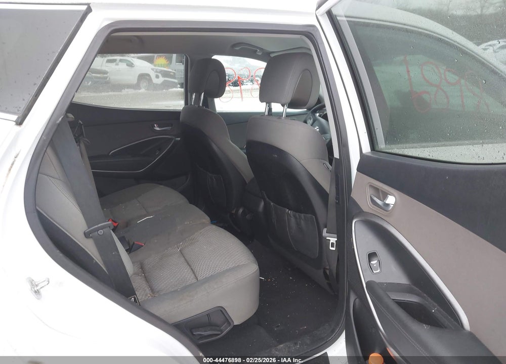 2017 HYUNDAI SANTA FE SPORT 2.4L VIN: 5XYZTDLB2HG437748