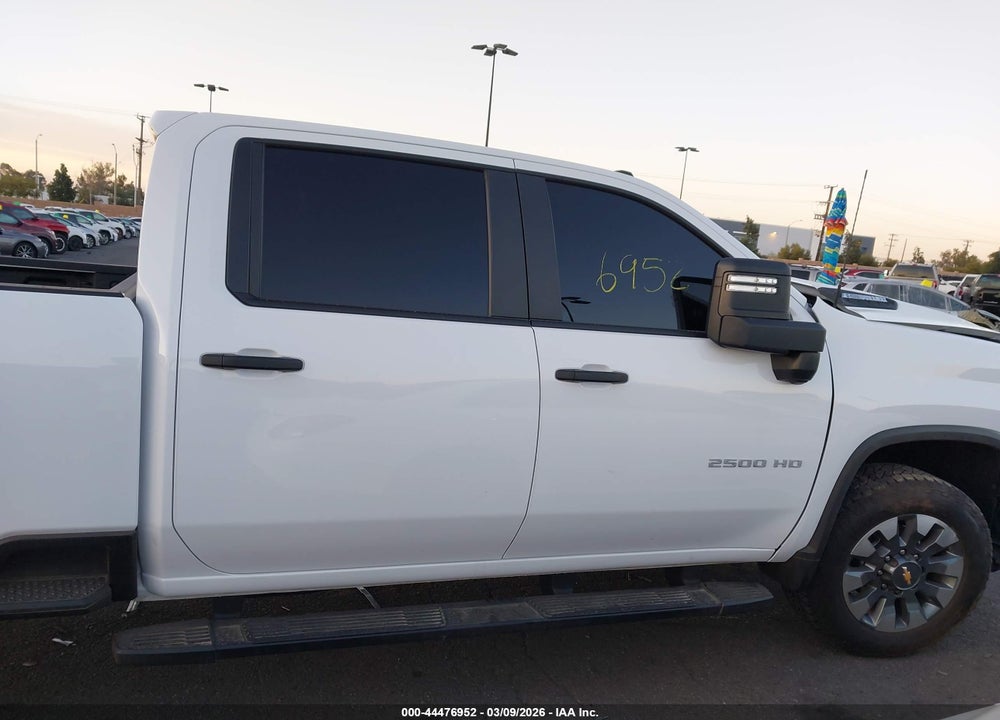 2025 CHEVROLET SILVERADO 2500HD 4WD  STANDARD BED CUSTOM VIN: 2GC4KMEY9S1115642