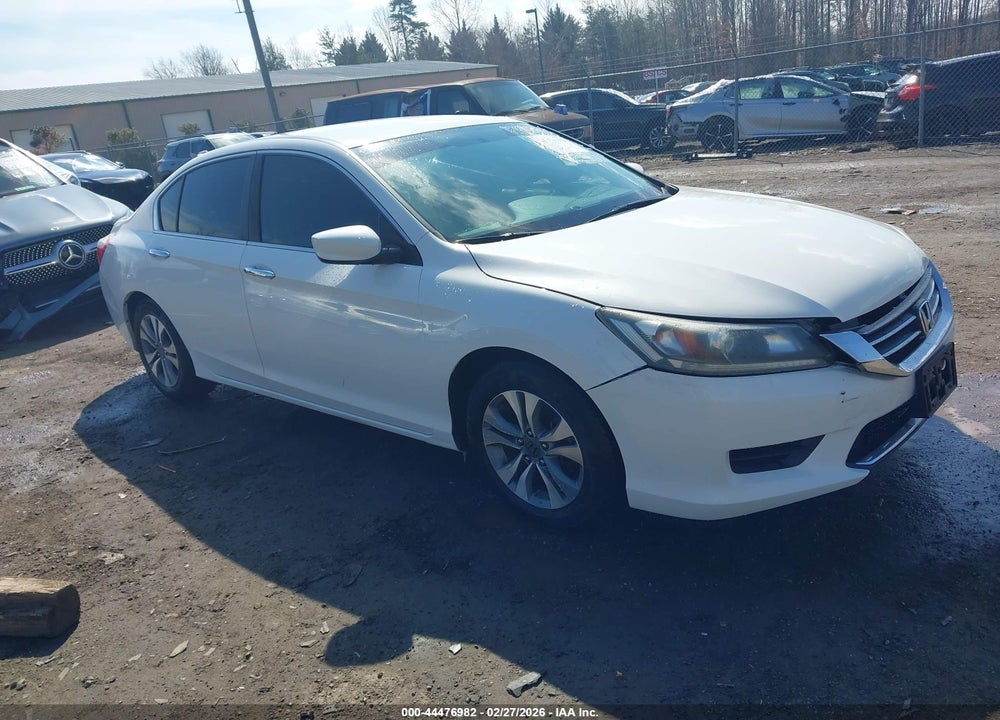 2013 HONDA ACCORD LX VIN: 1HGCR2F32DA265830