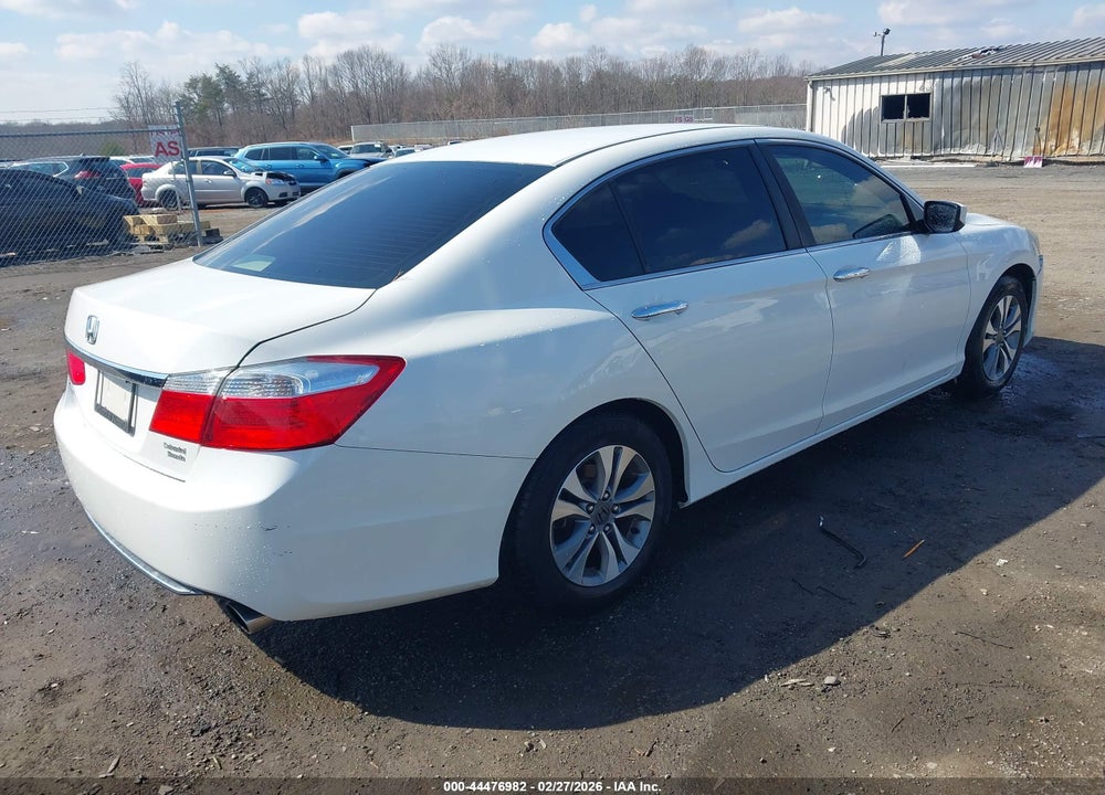 2013 HONDA ACCORD LX VIN: 1HGCR2F32DA265830