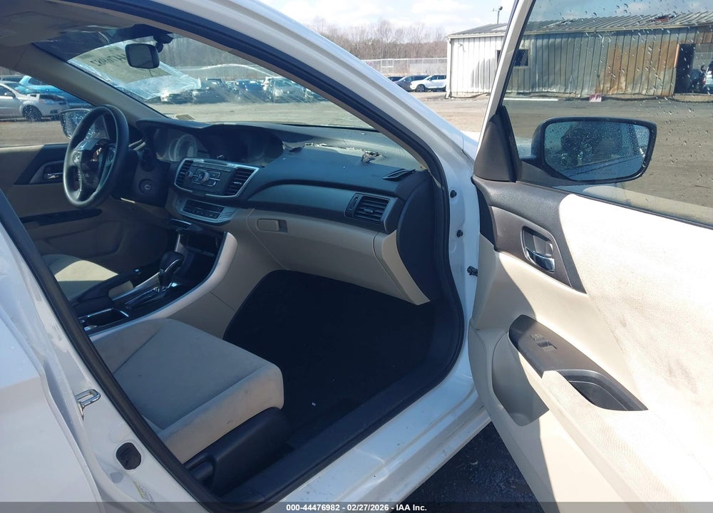 2013 HONDA ACCORD LX VIN: 1HGCR2F32DA265830