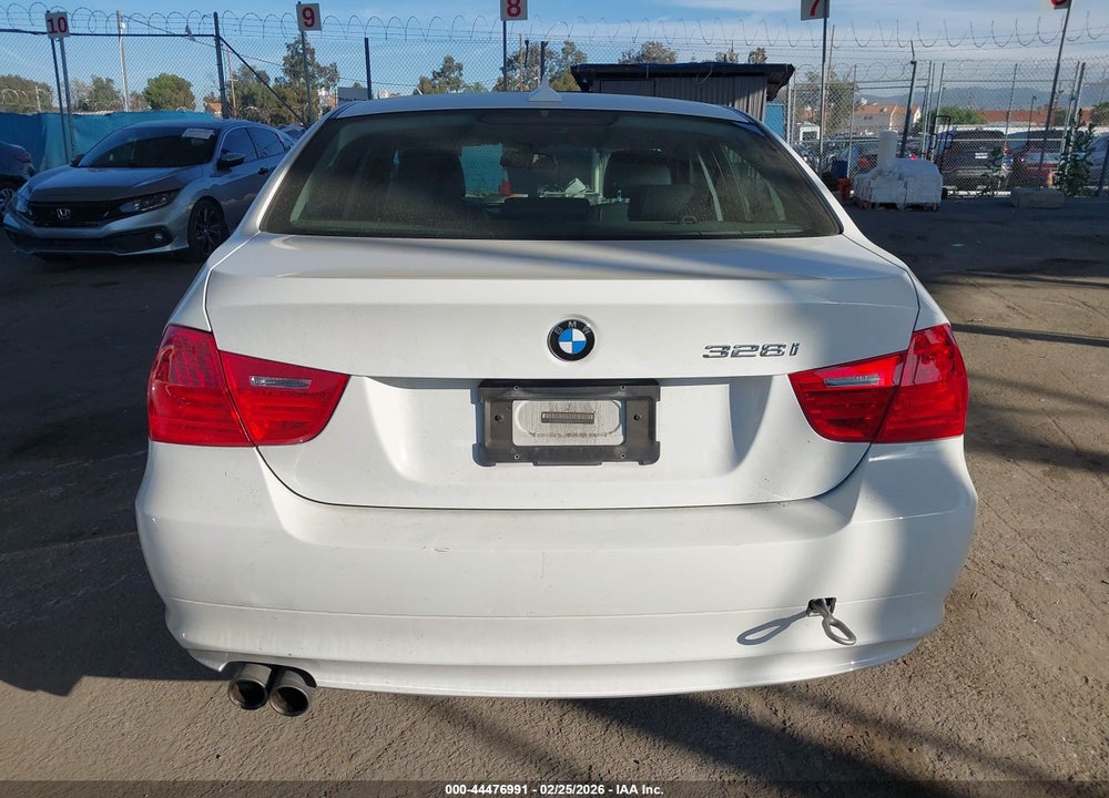 2010 BMW 328I VIN: WBAPH5C5XAA439176