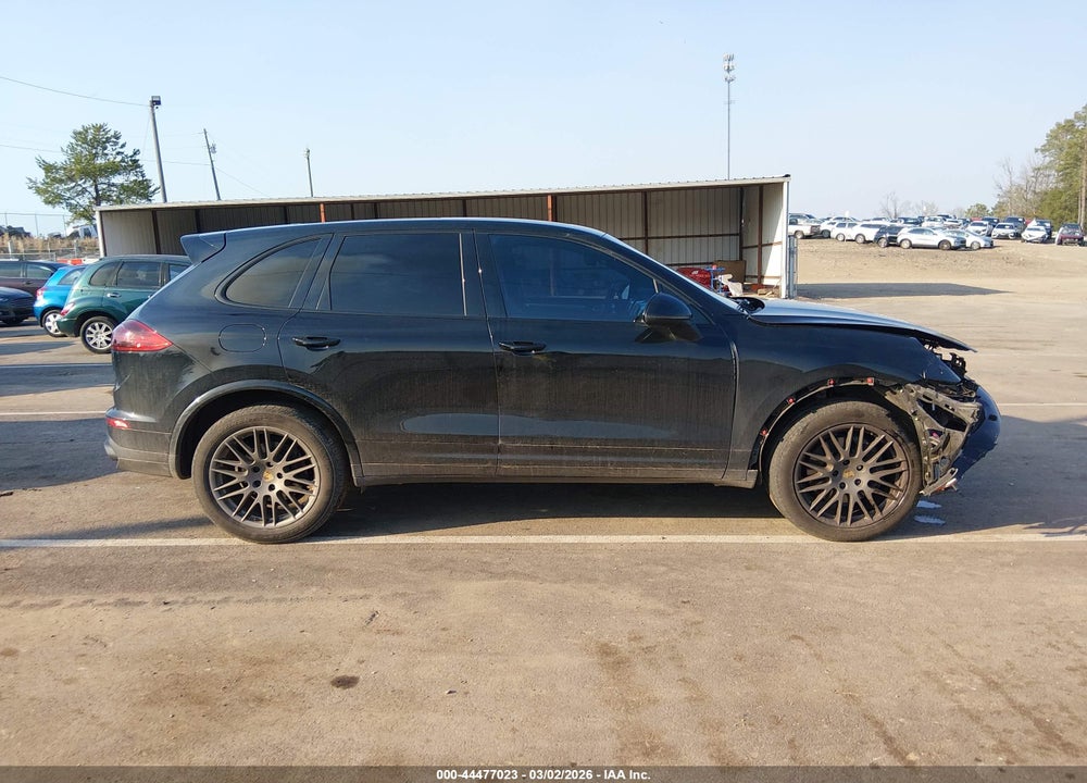 2017 PORSCHE CAYENNE PLATINUM EDITION VIN: WP1AA2A27HKA82983
