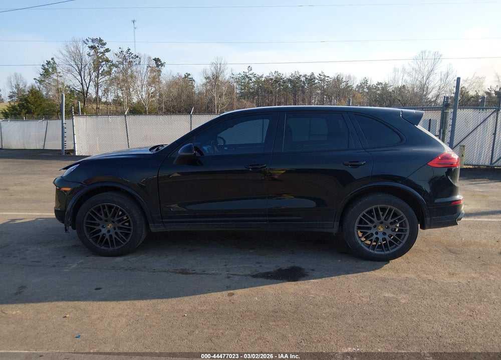 2017 PORSCHE CAYENNE PLATINUM EDITION VIN: WP1AA2A27HKA82983