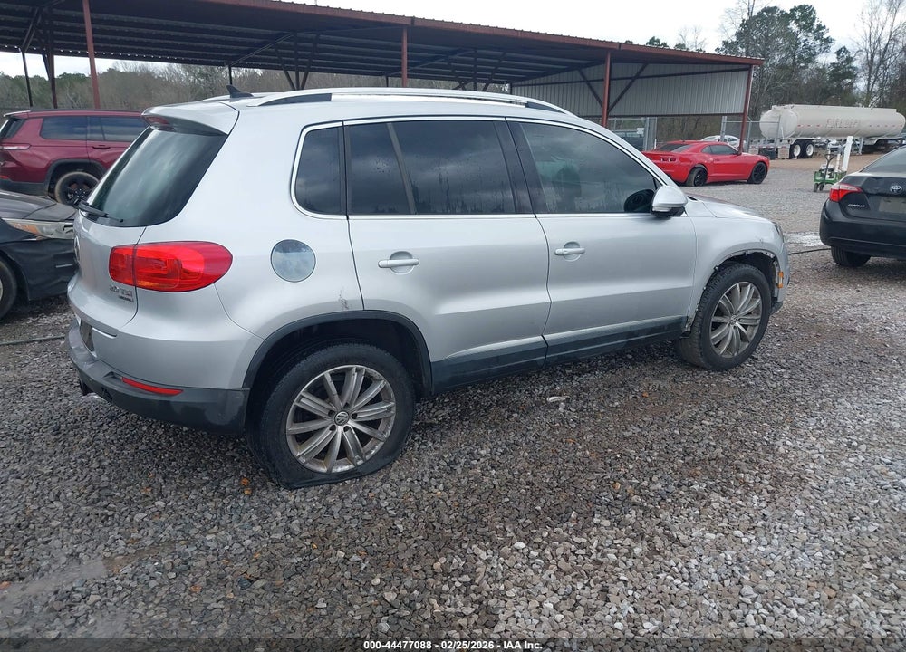 2014 VOLKSWAGEN TIGUAN SE VIN: WVGBV3AX3EW618615