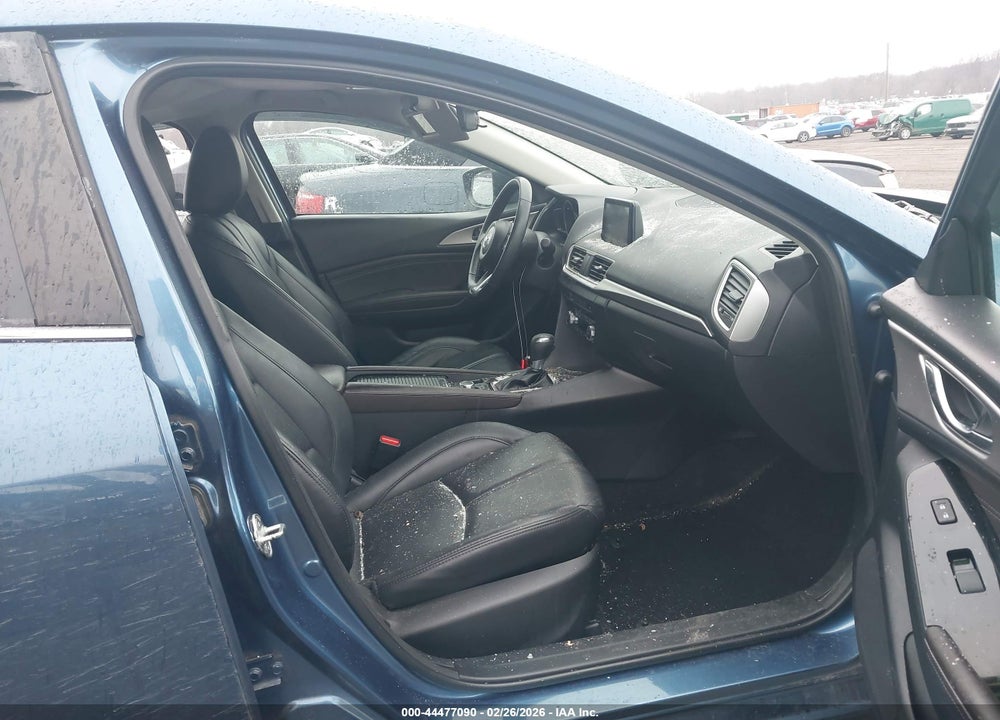 2018 MAZDA 3 TOURING VIN: 3MZBN1L38JM275147