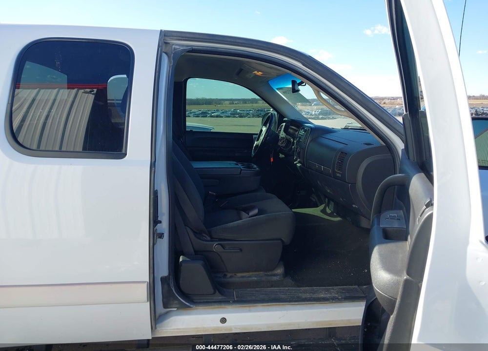 2008 CHEVROLET SILVERADO 1500 LT1 VIN: 2GCEK19J581242848