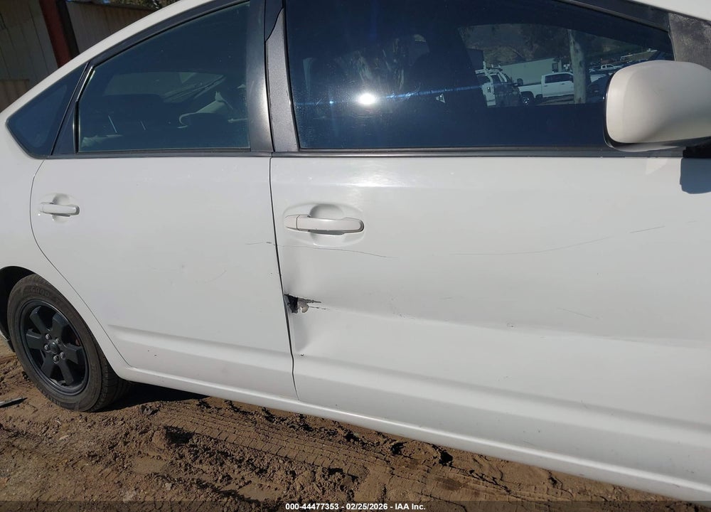 2008 TOYOTA PRIUS VIN: JTDKB20UX83452209