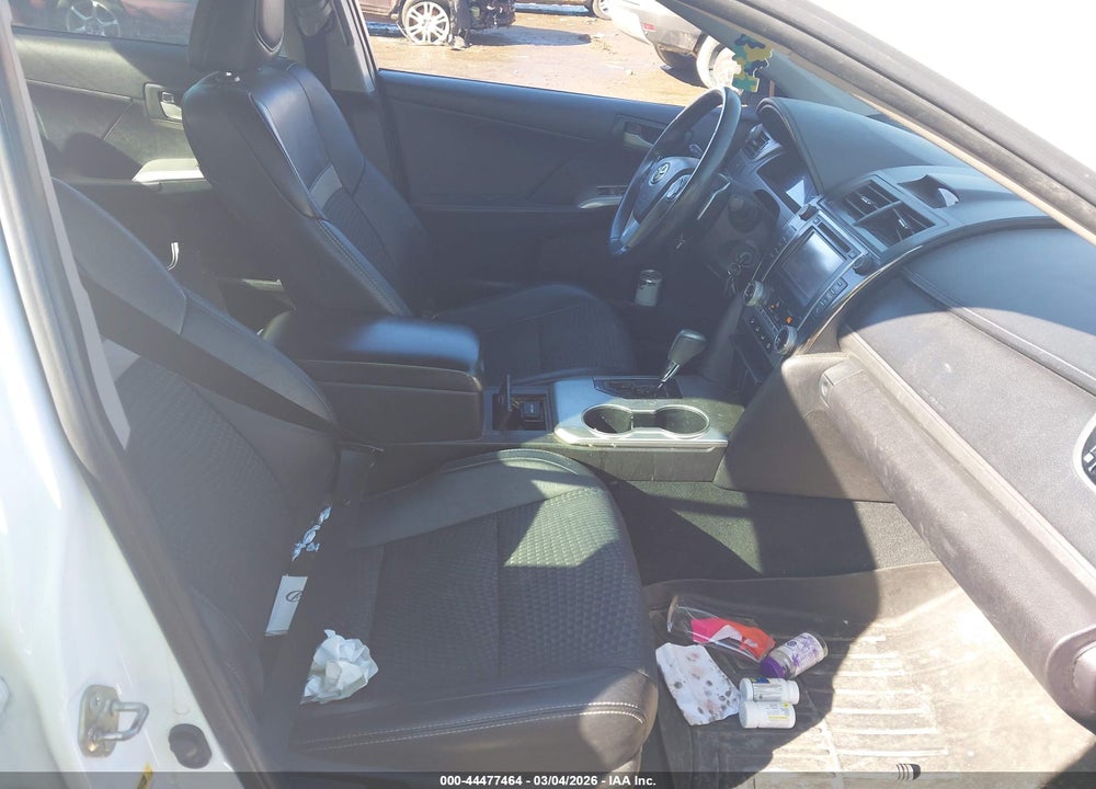 2014 TOYOTA CAMRY SE VIN: 4T1BF1FK3EU358968