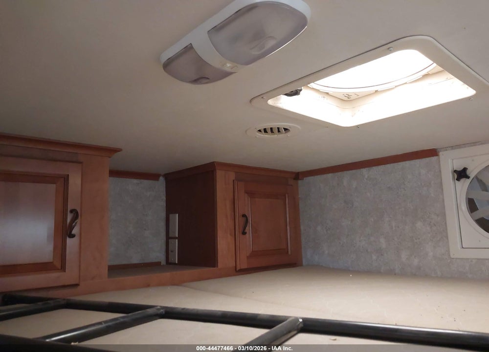 2010 ENTEGRA ENTIMIDATOR 42' 5TH WHEEL VIN: 1JSCESCR1A1AB8055