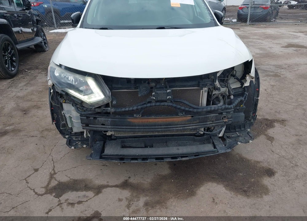 2017 NISSAN ROGUE SV VIN: 5N1AT2MV5HC830864