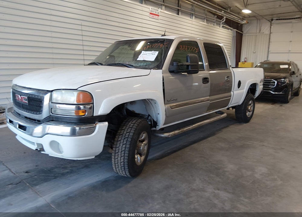 2005 GMC SIERRA 2500HD SLT VIN: 1GTHK23255F874709