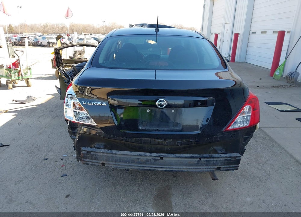2016 NISSAN VERSA 1.6 S VIN: 3N1CN7AP0GL888509