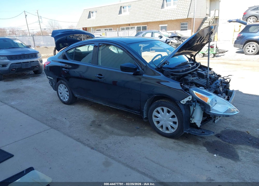 2016 NISSAN VERSA 1.6 S VIN: 3N1CN7AP0GL888509