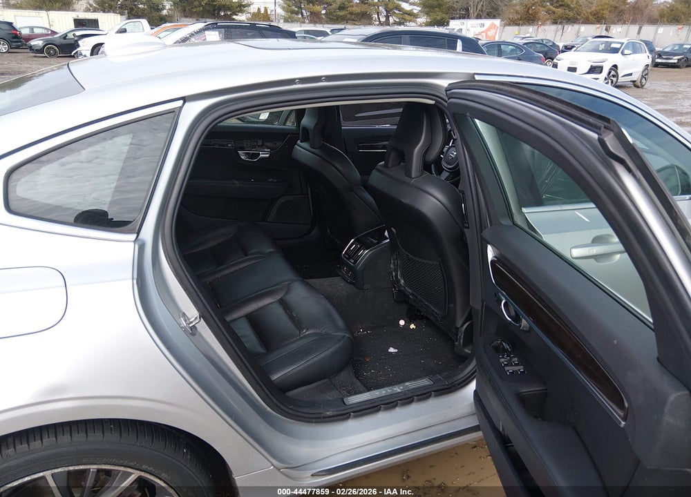2018 VOLVO S90 T6 MOMENTUM VIN: LVY992MK5JP033081