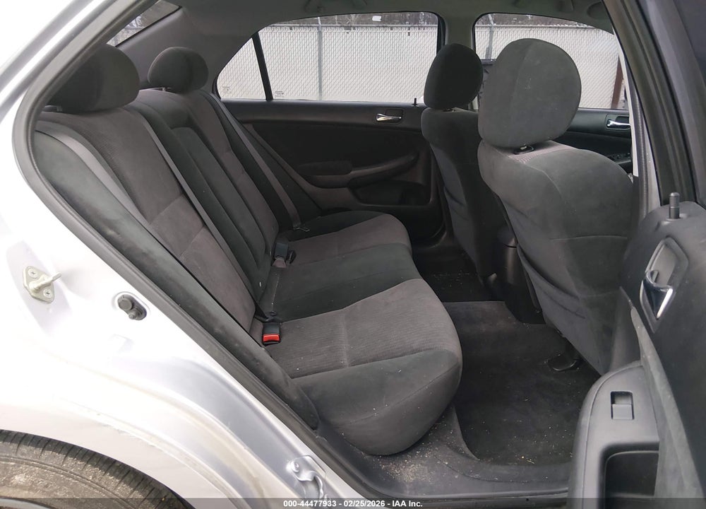2005 HONDA ACCORD 2.4 LX VIN: 1HGCM56415A034542