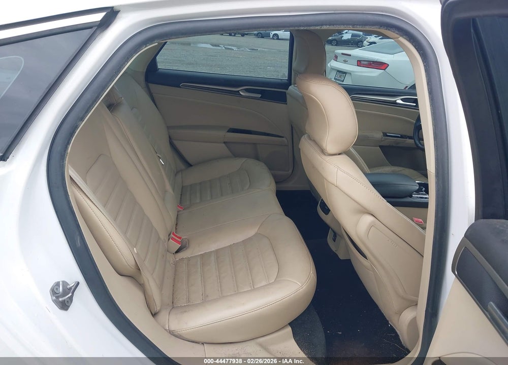 2016 FORD FUSION SE VIN: 3FA6P0HD4GR169810