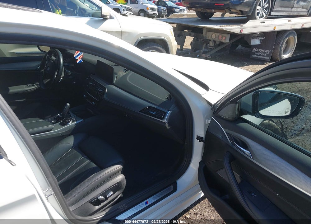 2019 BMW 540I XDRIVE VIN: WBAJE7C50KWW12654