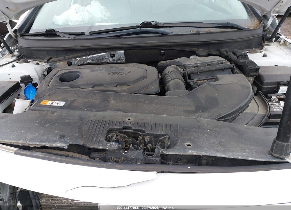 2015 HYUNDAI SONATA SE VIN: 5NPE24AF3FH137410