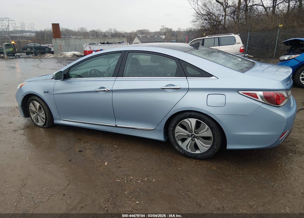 2014 HYUNDAI SONATA HYBRID LIMITED VIN: KMHEC4A44EA104218