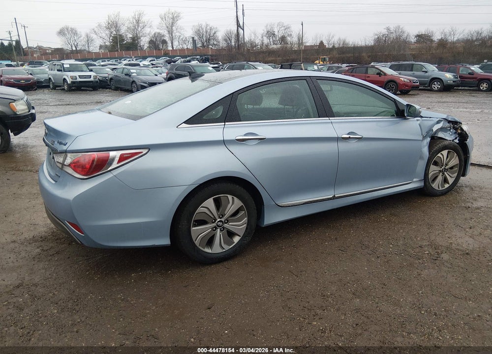 2014 HYUNDAI SONATA HYBRID LIMITED VIN: KMHEC4A44EA104218