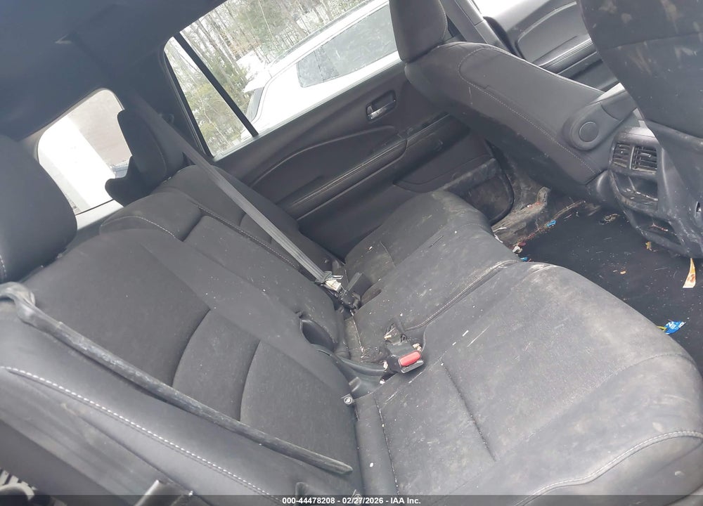 2019 HONDA PASSPORT SPORT VIN: 5FNYF8H29KB023691