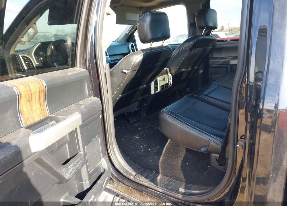 2019 FORD F-150 LARIAT VIN: 1FTEW1EP4KFD43023