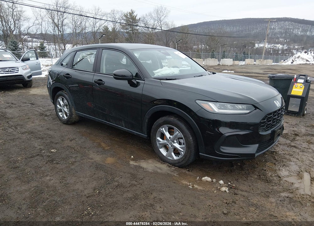 2025 HONDA HR-V AWD LX VIN: 3CZRZ2H34SM770431