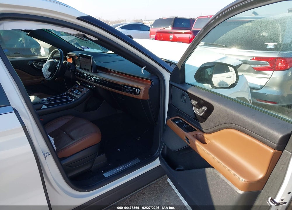 2023 LINCOLN AVIATOR RESERVE VIN: 5LM5J7WC1PGL01870