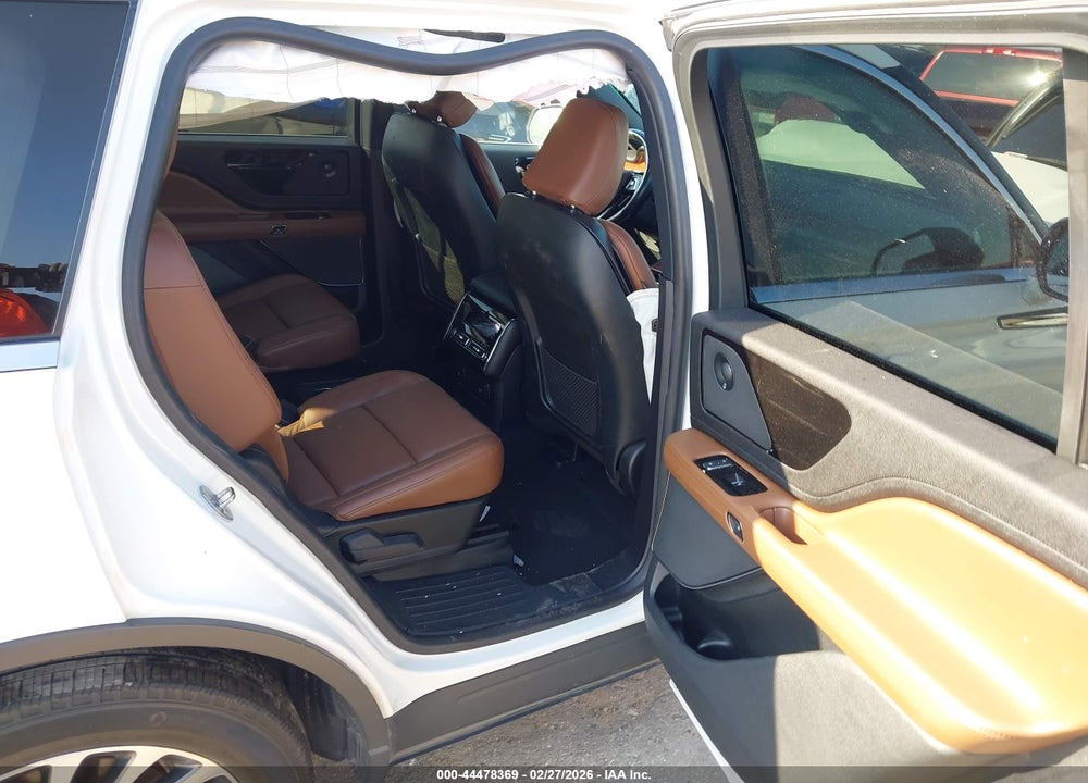 2023 LINCOLN AVIATOR RESERVE VIN: 5LM5J7WC1PGL01870