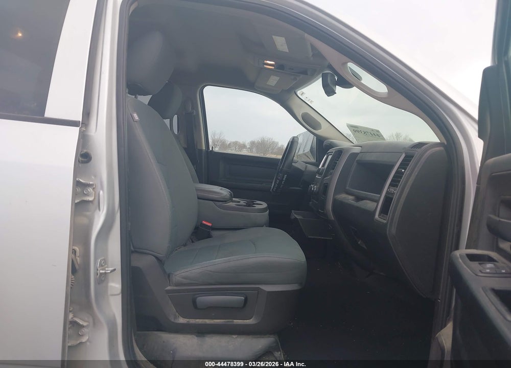 2016 RAM 1500 EXPRESS VIN: 1C6RR7FT6GS204234