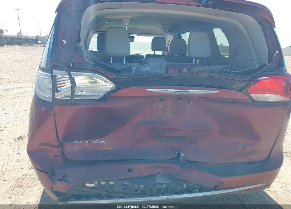 2017 CHRYSLER PACIFICA TOURING-L PLUS VIN: 2C4RC1EG2HR512161