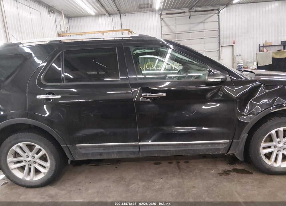 2014 FORD EXPLORER XLT VIN: 1FM5K8D82EGC27120
