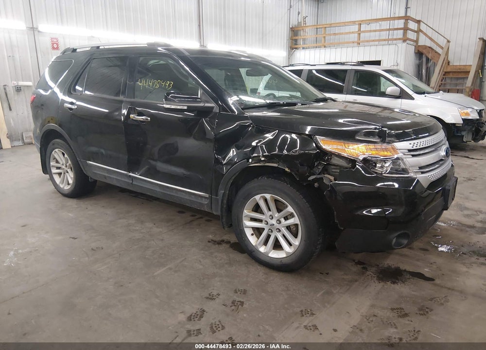 2014 FORD EXPLORER XLT VIN: 1FM5K8D82EGC27120