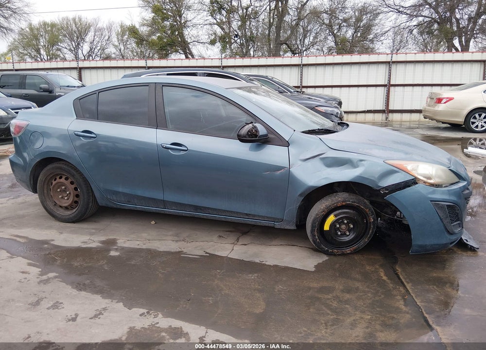 2011 MAZDA 3 VIN: JM1BL1UF3B1381490