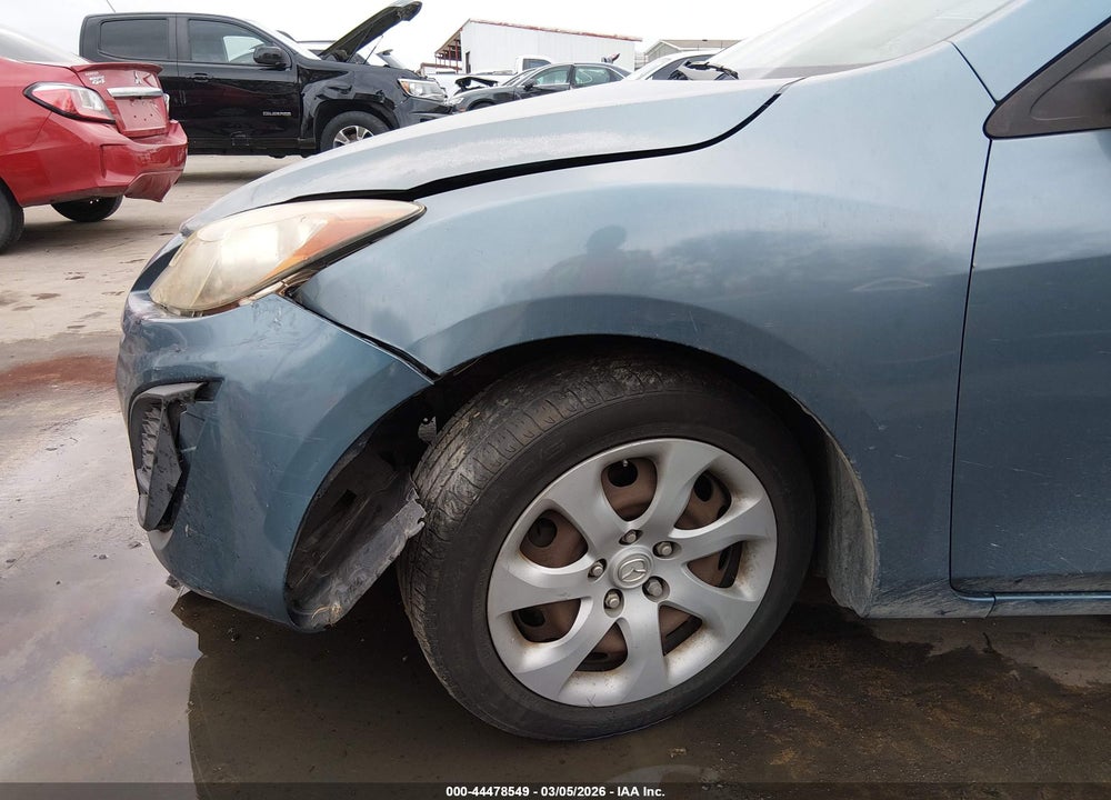 2011 MAZDA 3 VIN: JM1BL1UF3B1381490