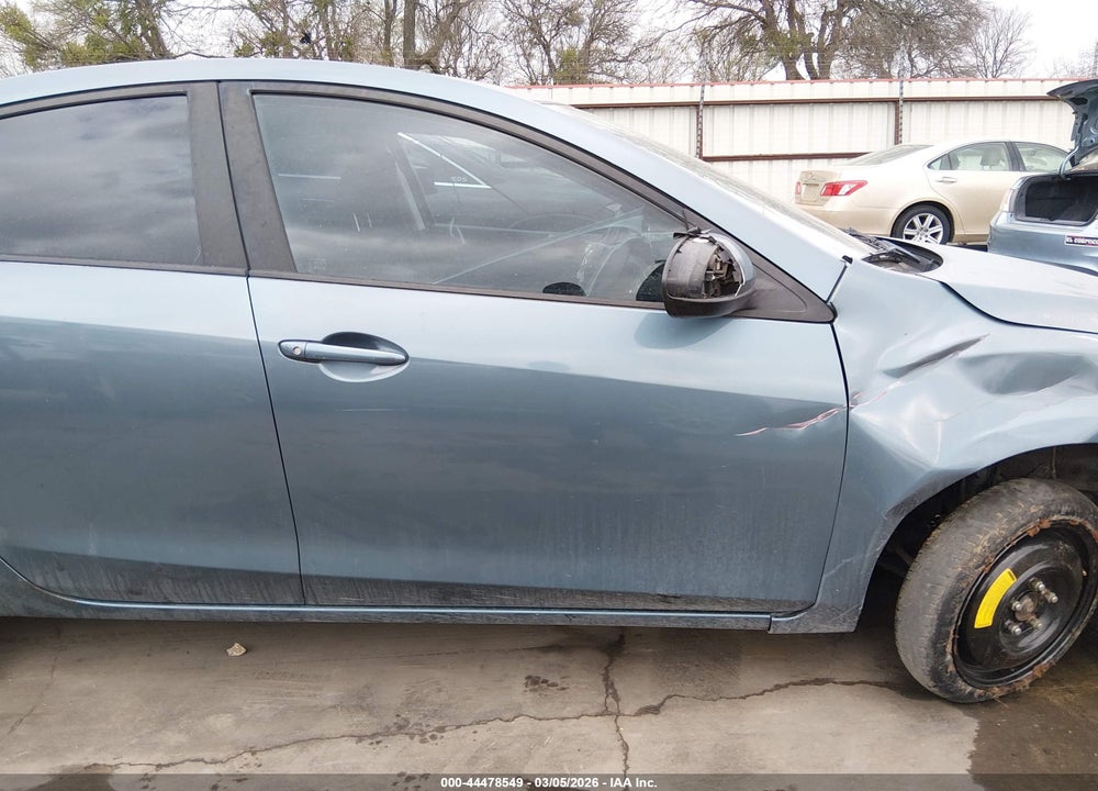 2011 MAZDA 3 VIN: JM1BL1UF3B1381490