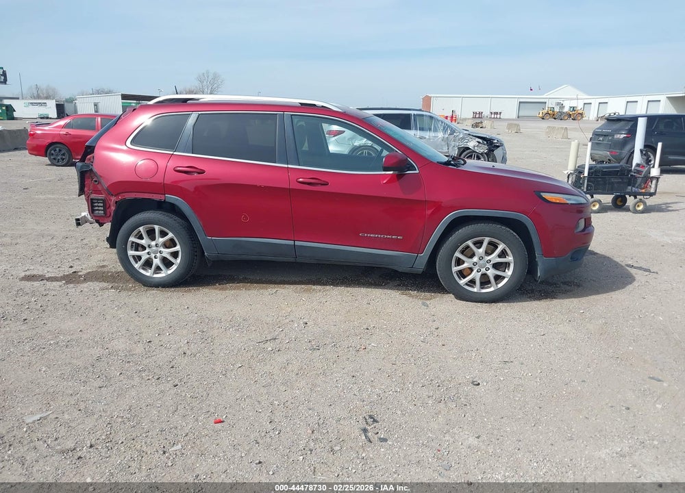 2016 JEEP CHEROKEE LATITUDE VIN: 1C4PJLCB3GW291661