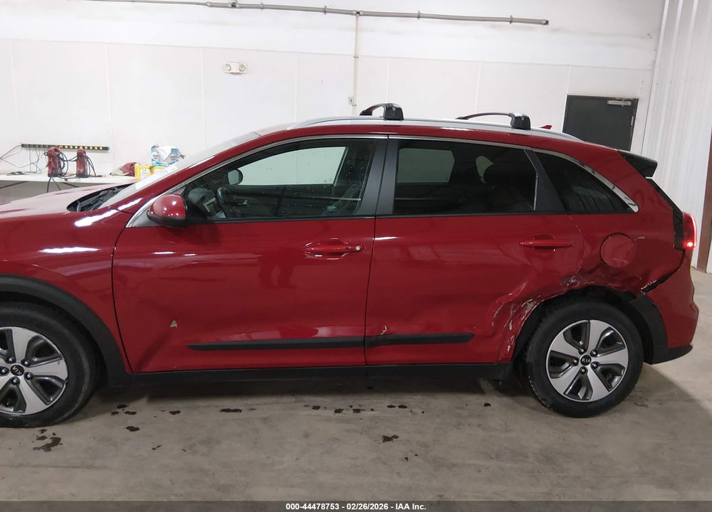 2018 KIA NIRO LX VIN: KNDCB3LC6J5195184